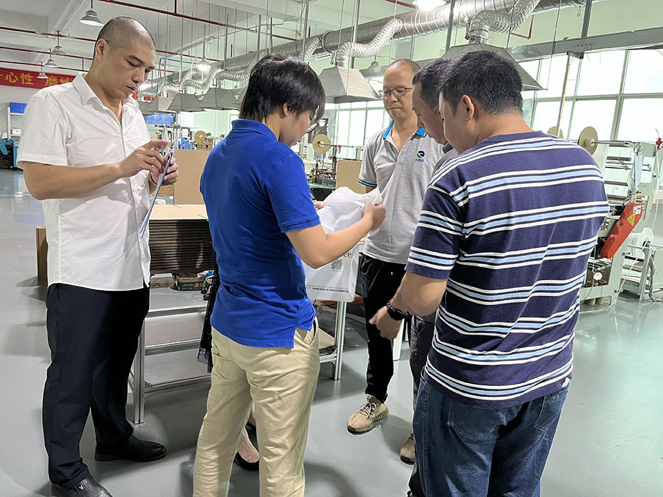 歡迎小米公司最后驗(yàn)廠環(huán)節(jié)！(圖2)